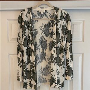 Magnolia Grace - Green Floral Cardigan